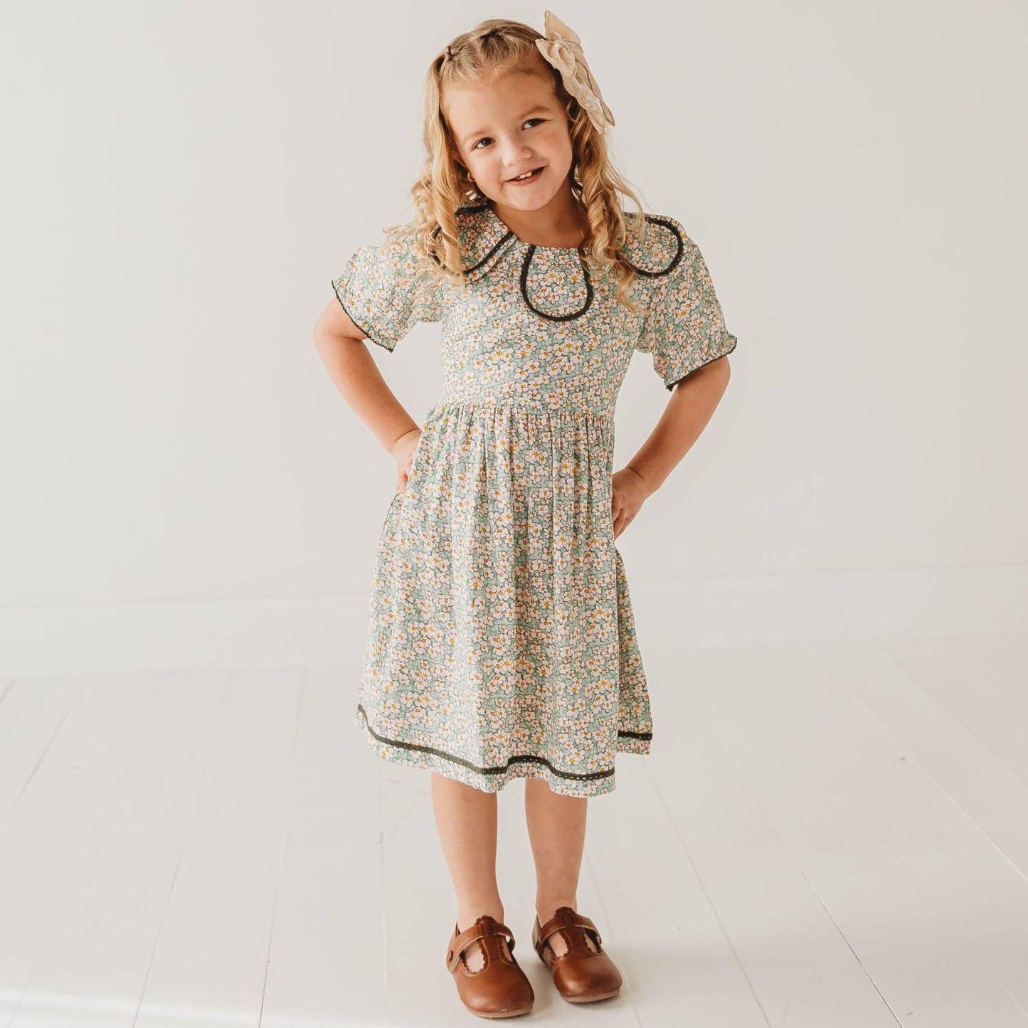 Green Floral Printed Dress with Lace Detail on Petal Collar